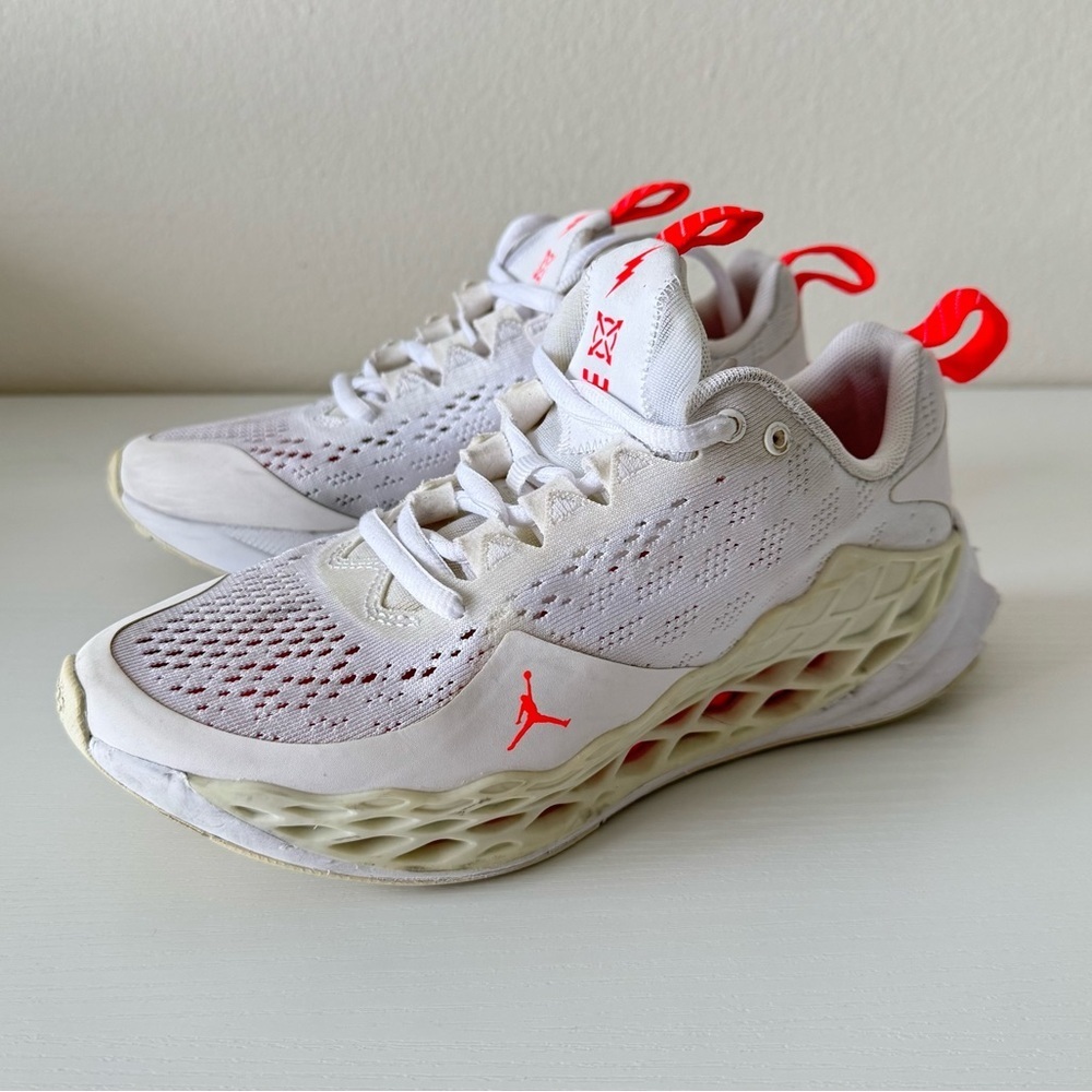 Jordan Kids Zoom White Athletic Sneakers, Size 3,5